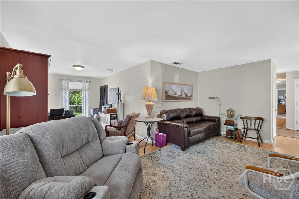 406 Willow Road Savannah, GA 31419