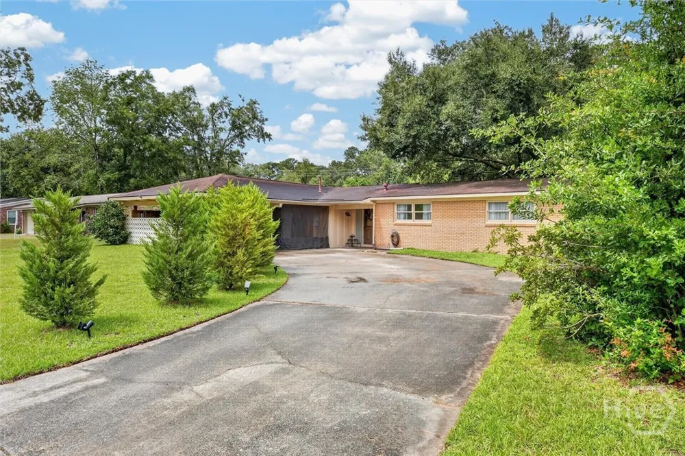 406 Willow Road Savannah, GA 31419