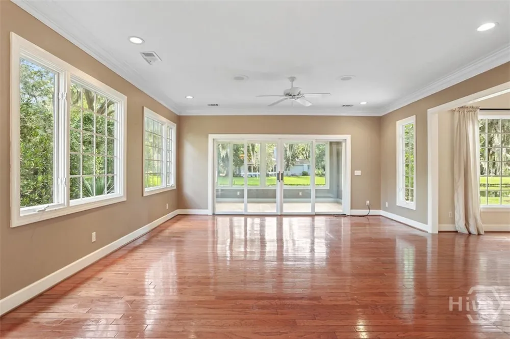 4 Foxglove Lane Savannah, GA 31411