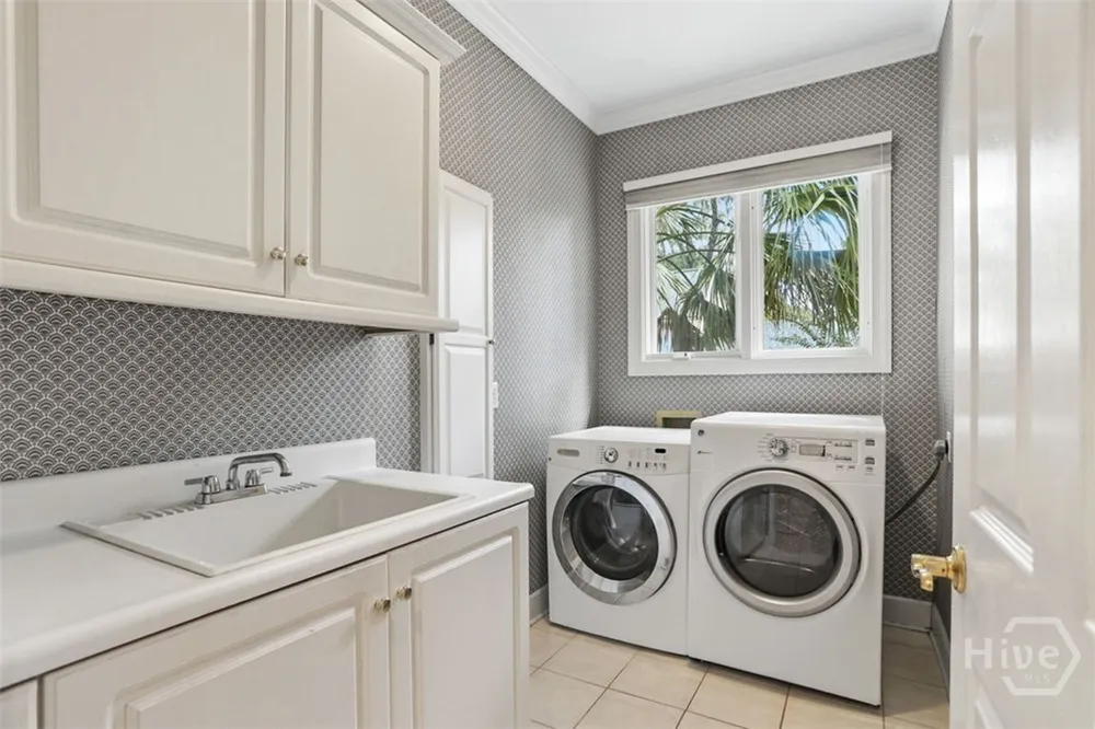 4 Foxglove Lane Savannah, GA 31411