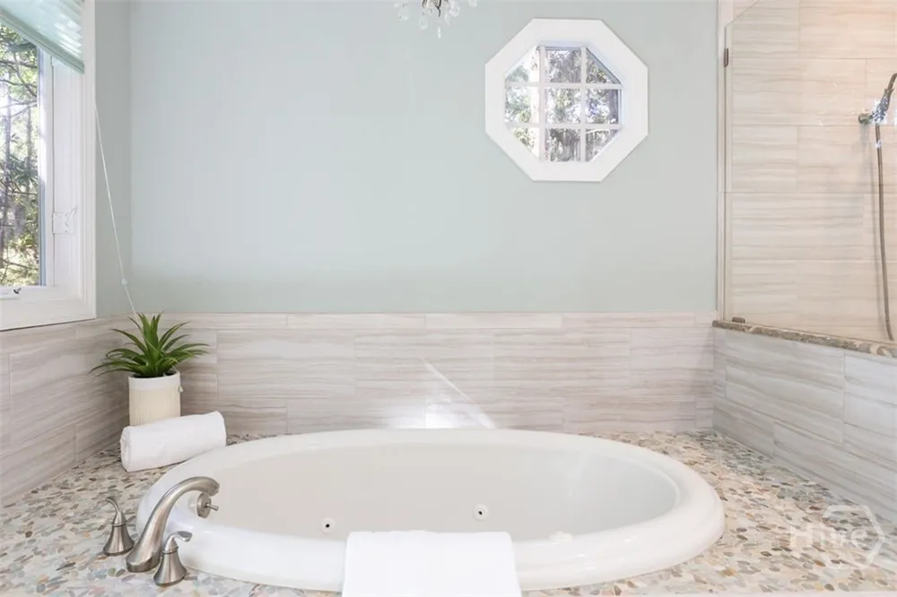 4 Foxglove Lane Savannah, GA 31411