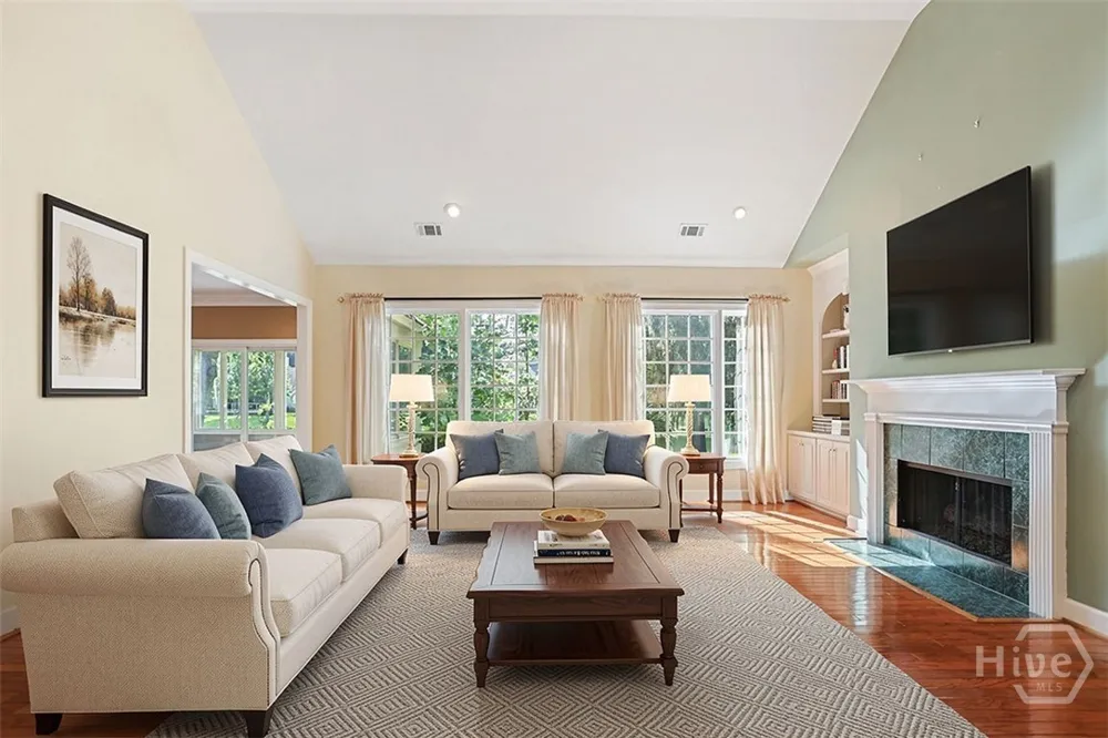 4 Foxglove Lane Savannah, GA 31411