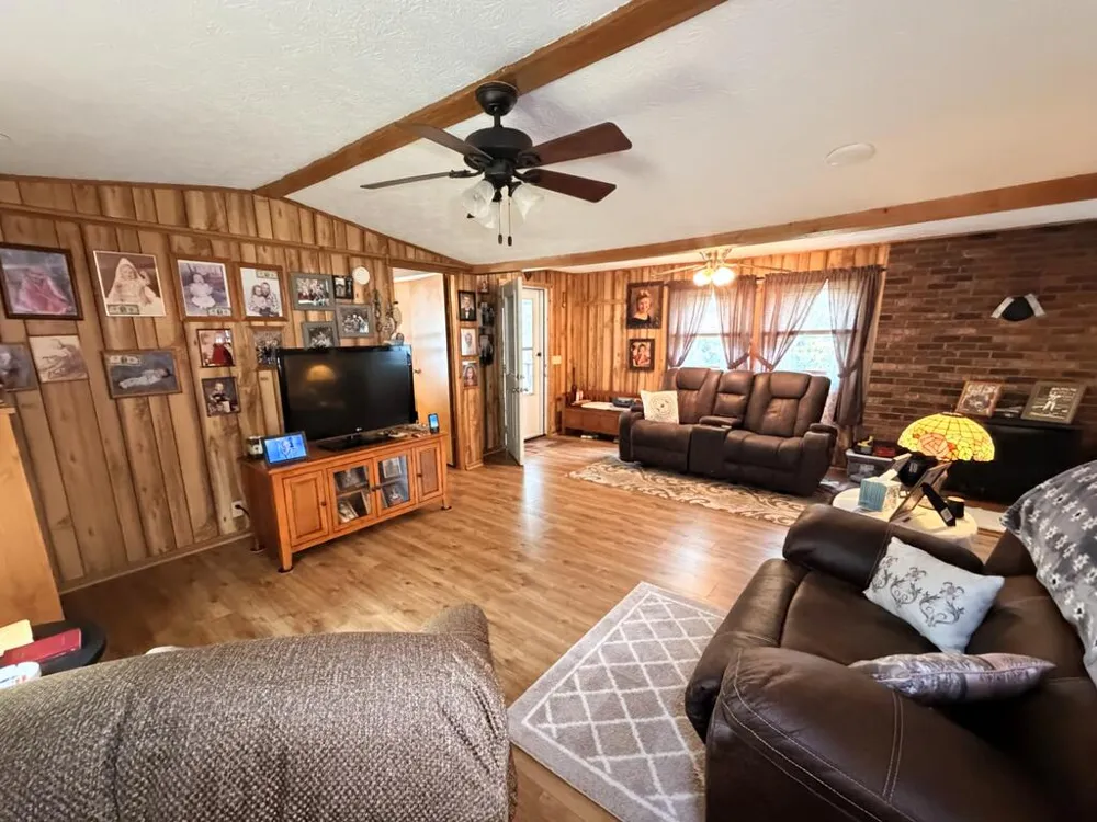 N Ridge Dr. Waynesville, NC 28785
