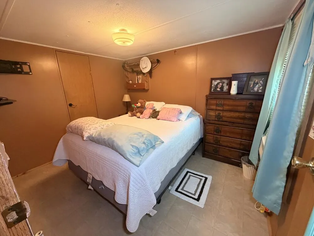 N Ridge Dr. Waynesville, NC 28785