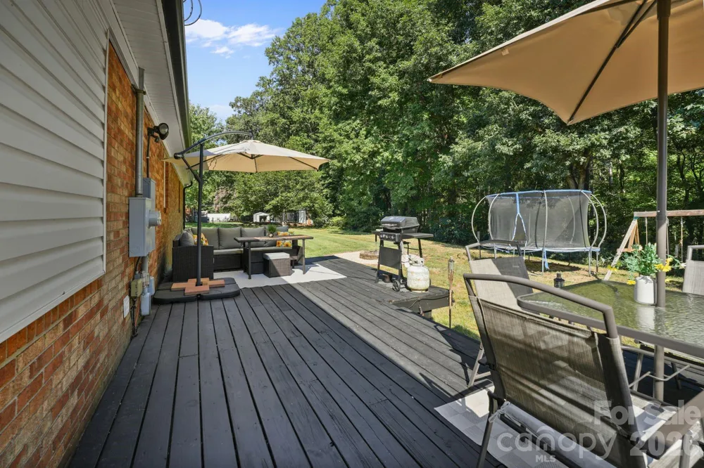 2428 Side Lane Conover, NC 28613