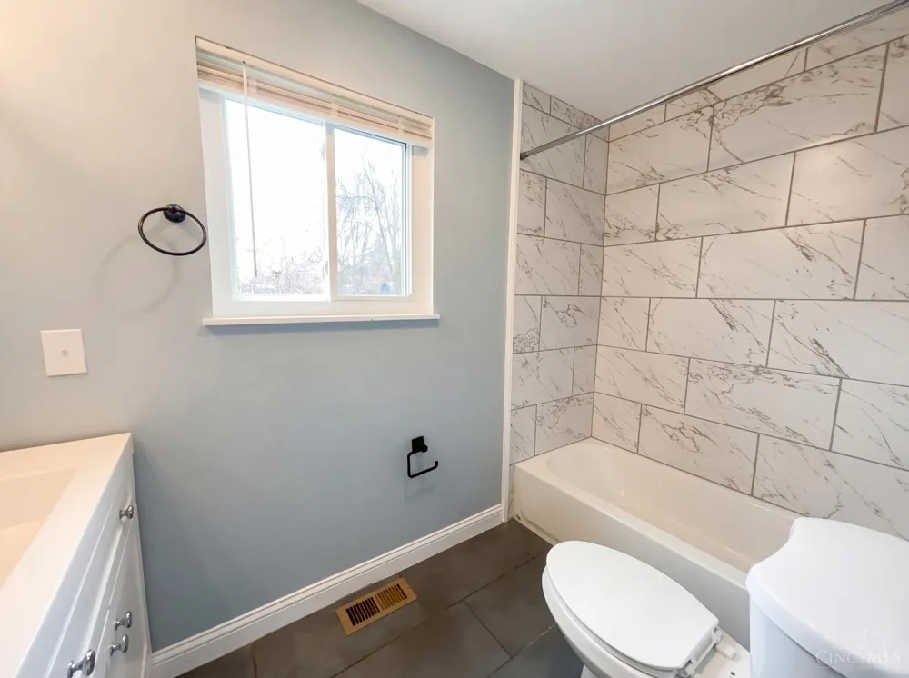 7809 View Place Drive Springfield, OH 45224