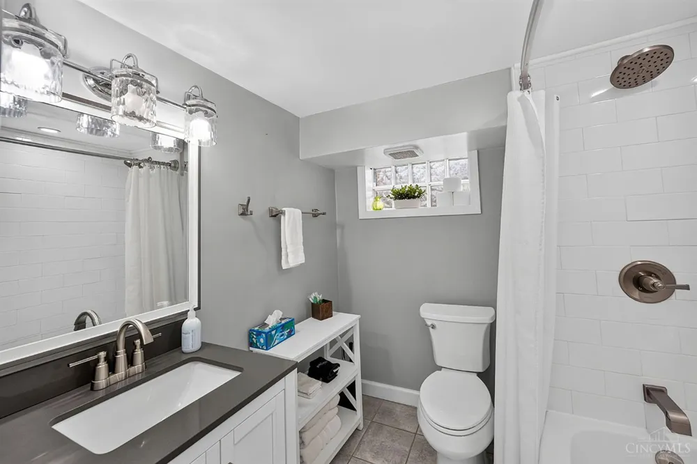 5620 Islington Avenue Cincinnati, OH 45227