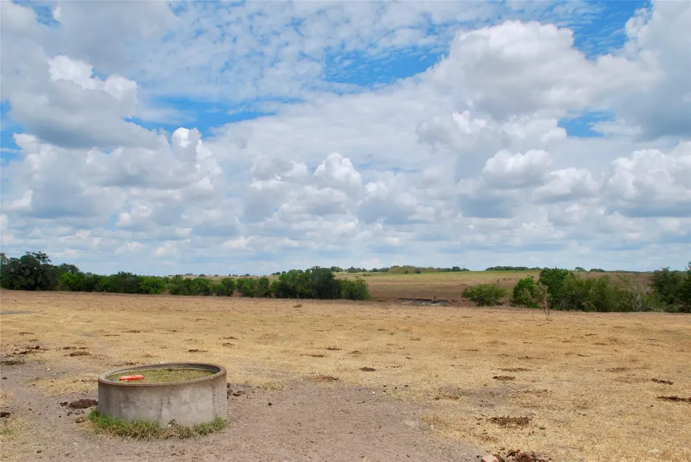 3 County Road 366 Shiner, TX 77984