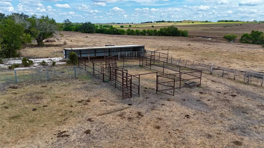 3 County Road 366 Shiner, TX 77984