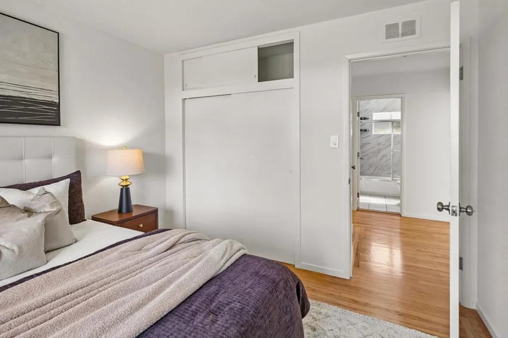 1095 W Mc Kinley Avenue Sunnyvale, CA 94086