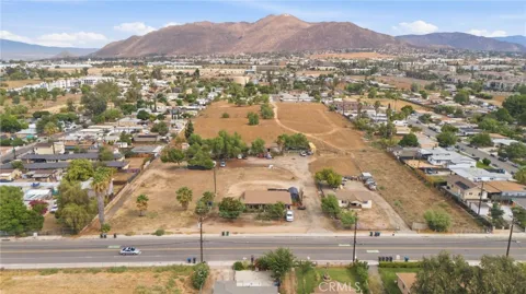 21840 & 21796 Cottonwood Ave