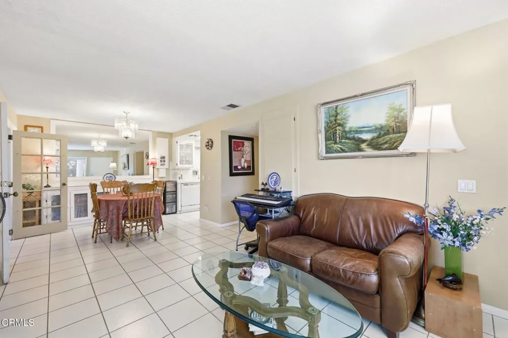 1348 E Hillcrest Drive #53 Thousand Oaks, CA 91362