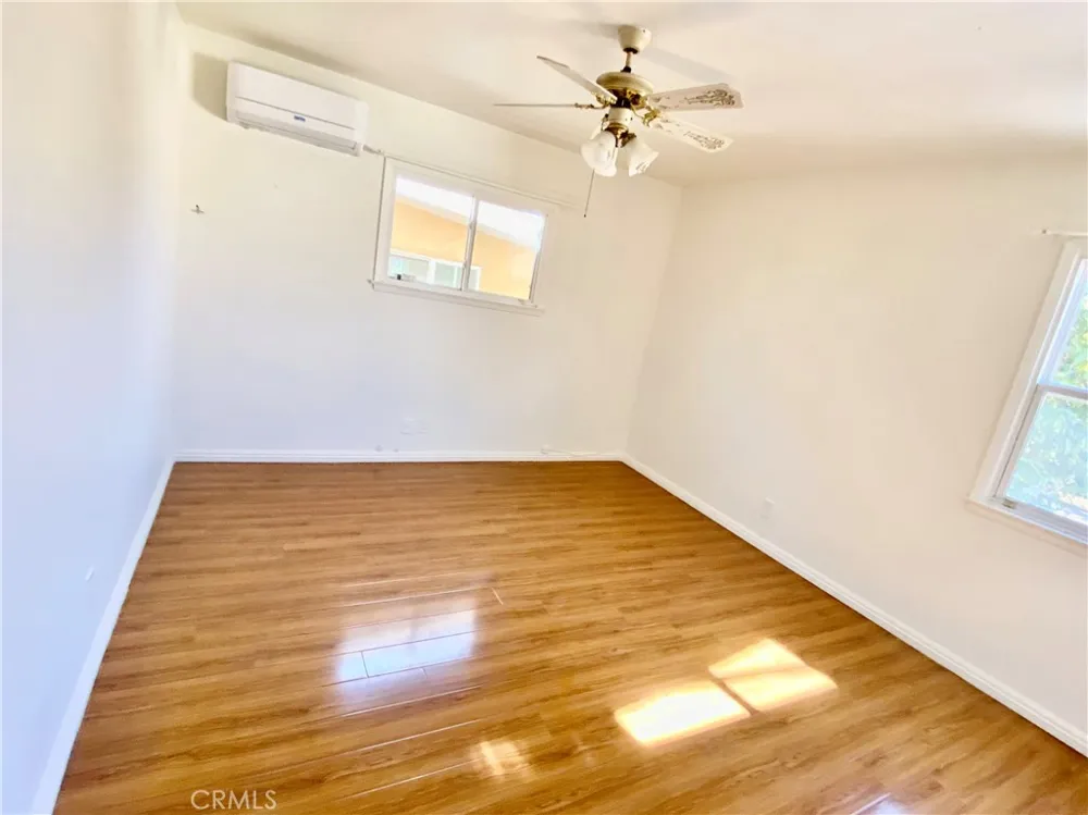 875 Garsden Covina, CA 91724