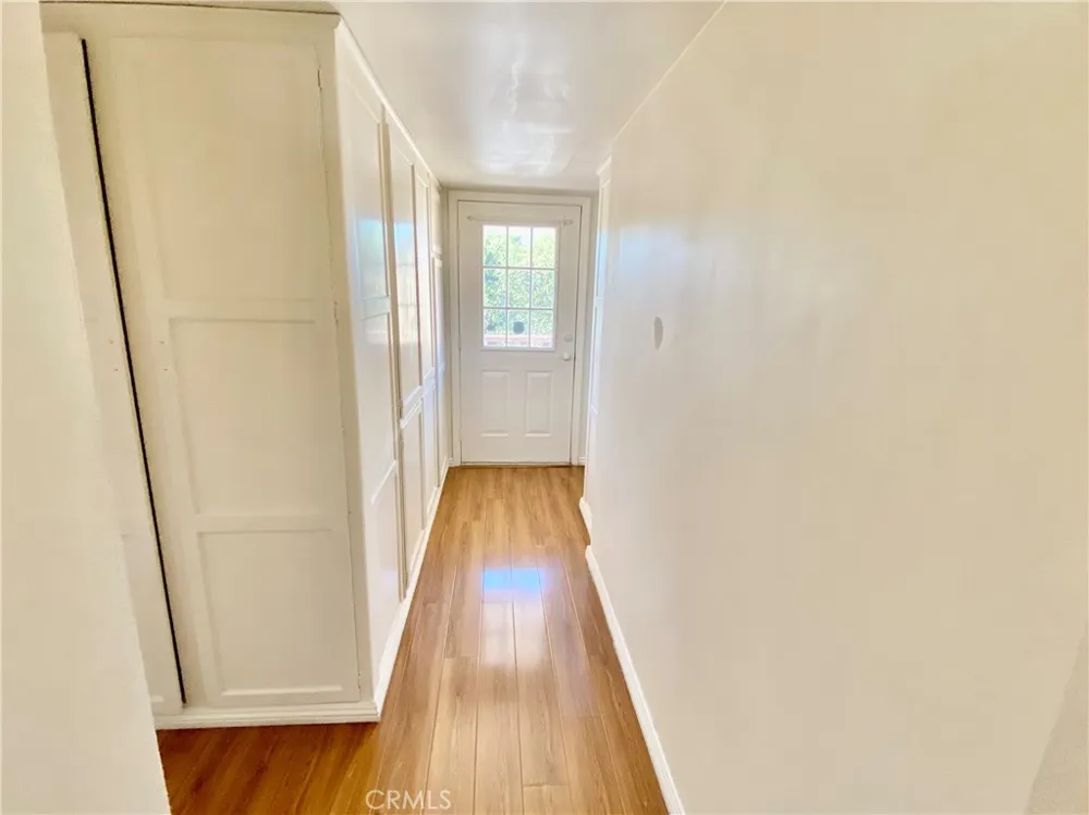 875 Garsden Covina, CA 91724