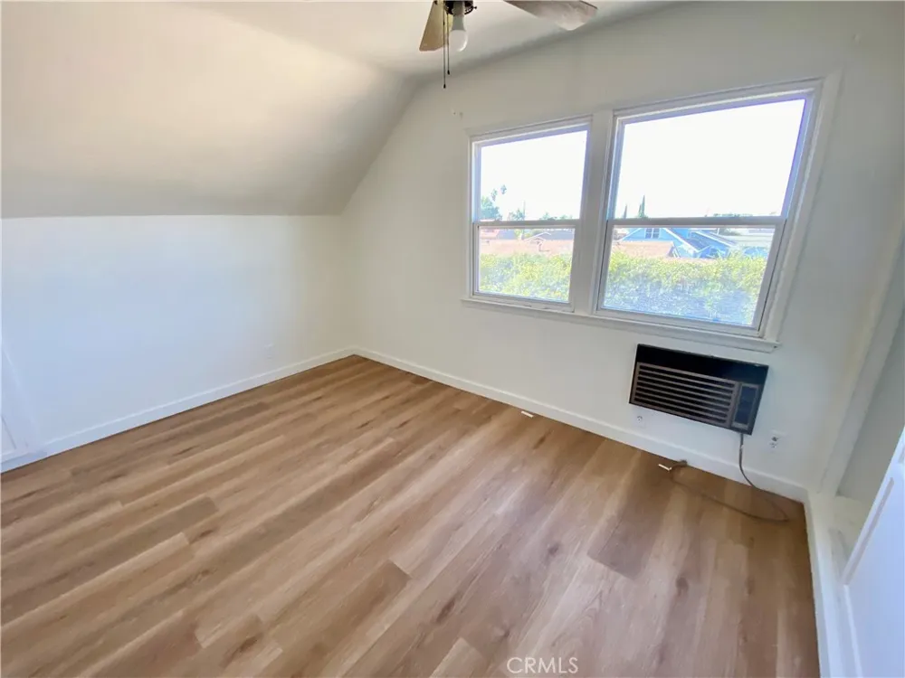 875 Garsden Covina, CA 91724
