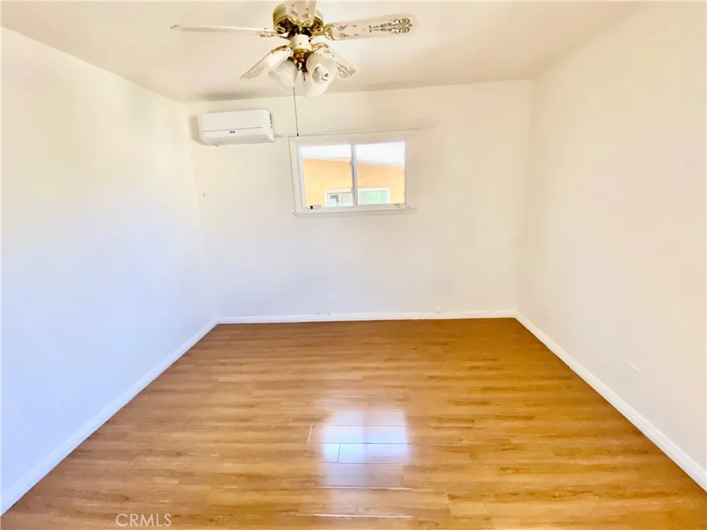 875 Garsden Covina, CA 91724