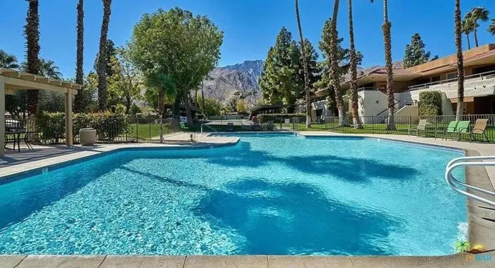 2857 Los Felices Road #107 Palm Springs, CA 92262