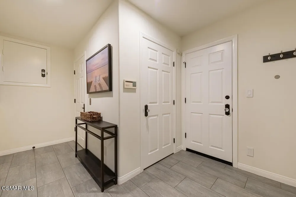 2491 Swanfield Court Thousand Oaks, CA 91361