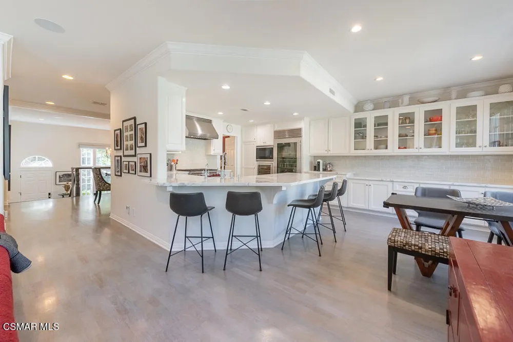2491 Swanfield Court Thousand Oaks, CA 91361