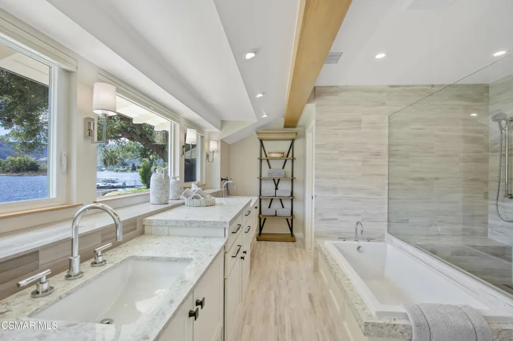 800 Lake Sherwood Drive Lake Sherwood, CA 91361