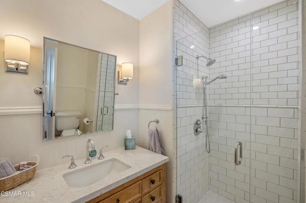 800 Lake Sherwood Drive Lake Sherwood, CA 91361