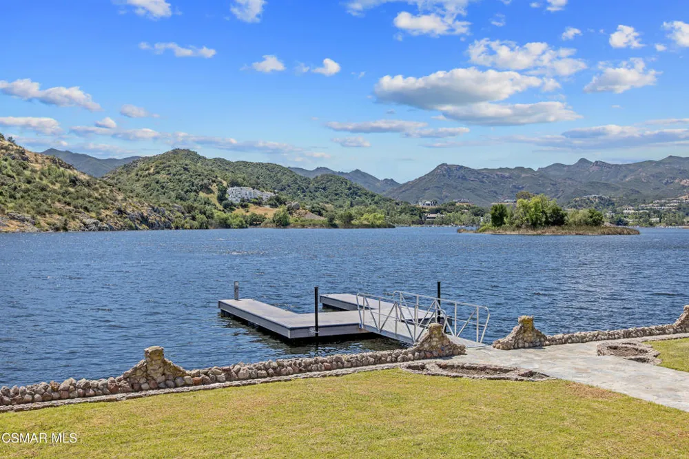 800 Lake Sherwood Drive Lake Sherwood, CA 91361