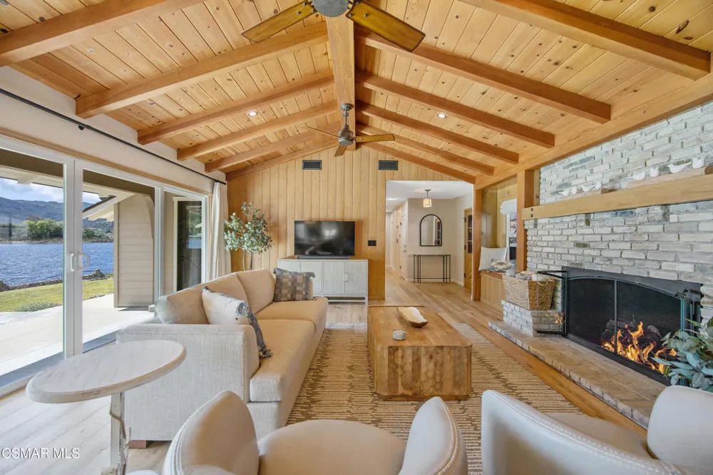 800 Lake Sherwood Drive Lake Sherwood, CA 91361