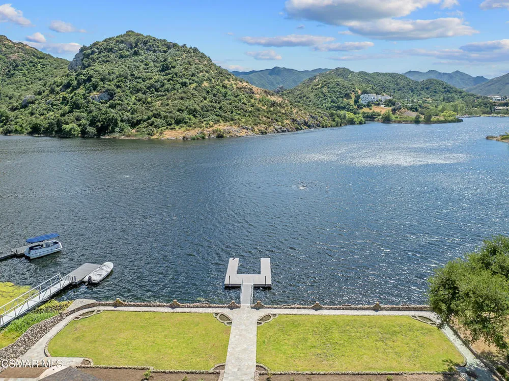 800 Lake Sherwood Drive Lake Sherwood, CA 91361