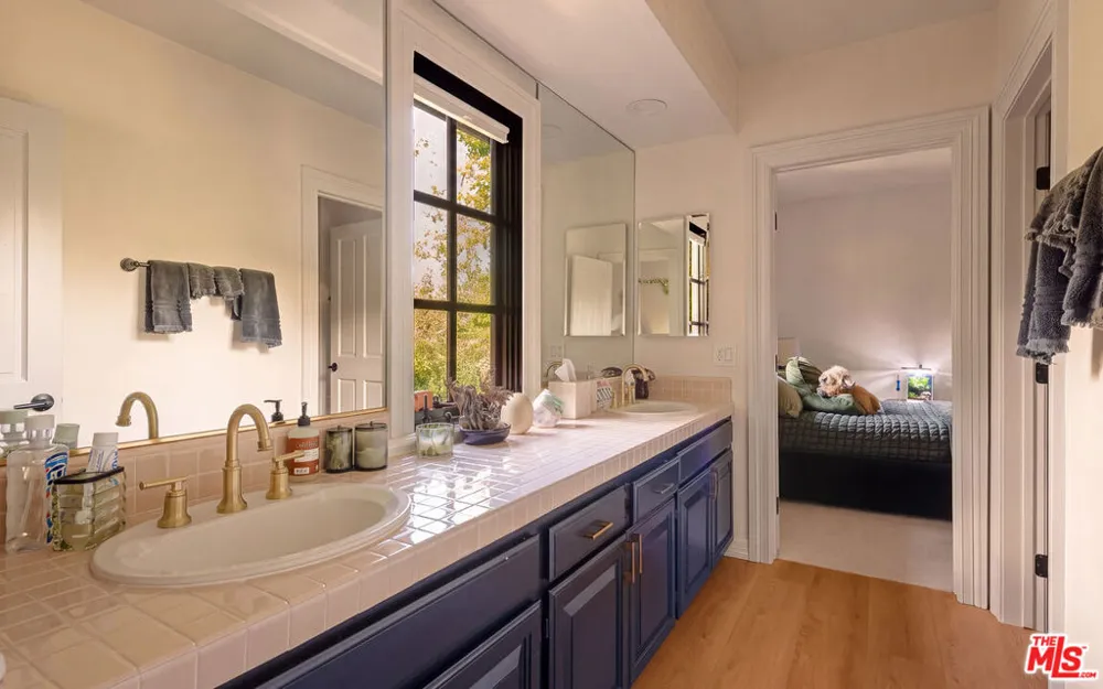 29270 Wagon Road Agoura, CA 91301