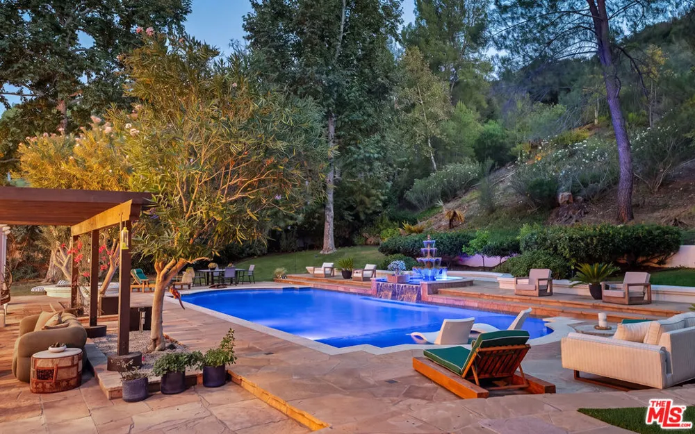 29270 Wagon Road Agoura, CA 91301