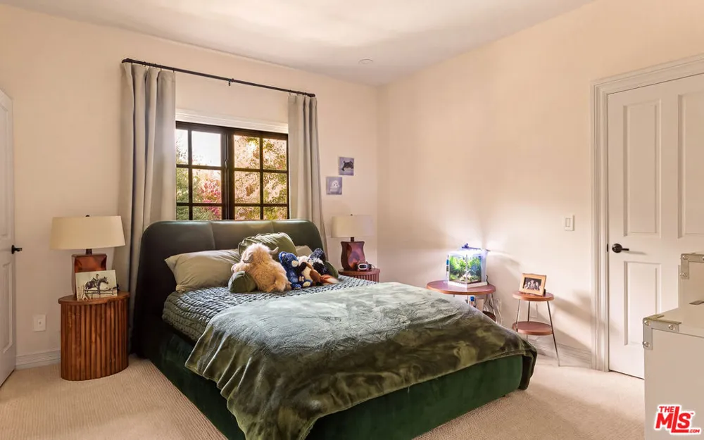 29270 Wagon Road Agoura, CA 91301