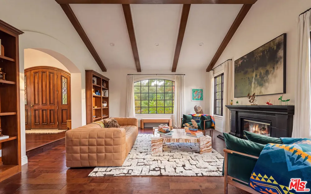 29270 Wagon Road Agoura, CA 91301