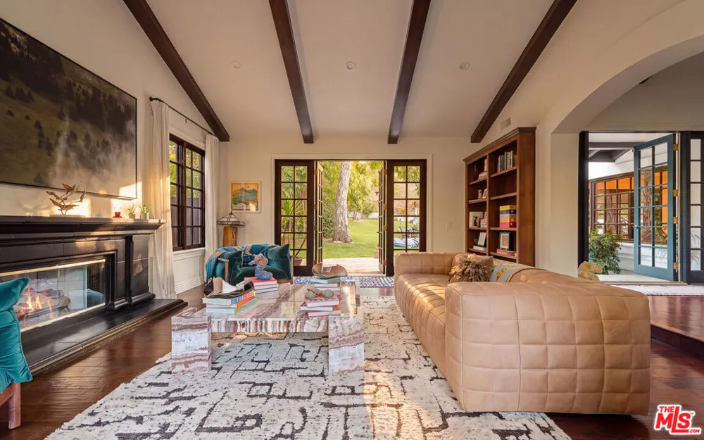 29270 Wagon Road Agoura, CA 91301