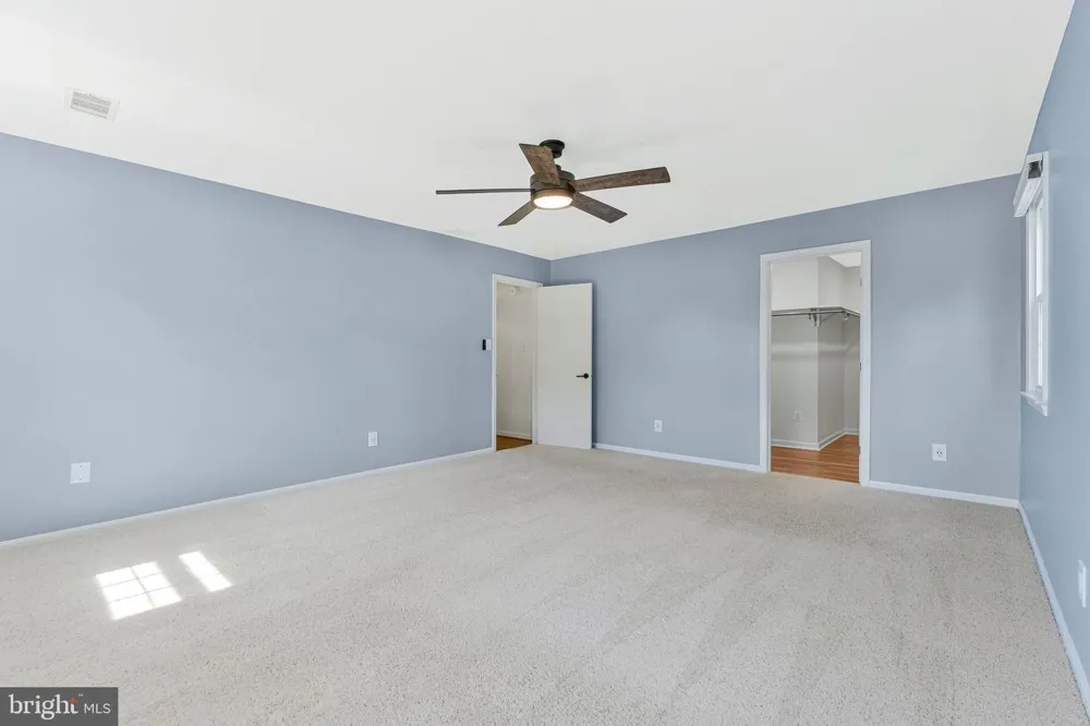 7730 FALSTAFF ROAD Mclean, VA 22102