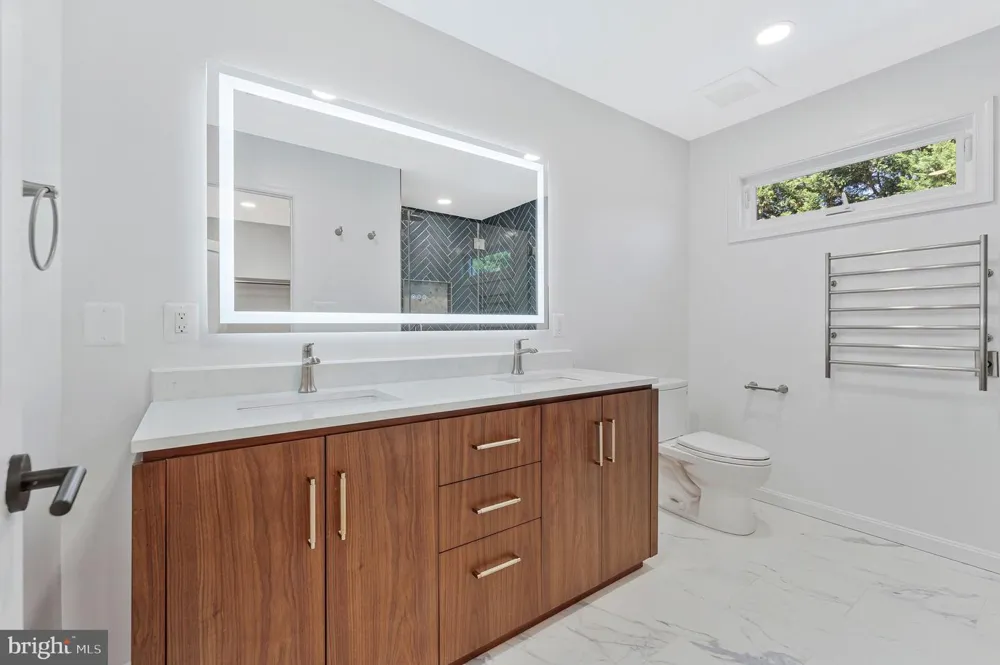 7730 FALSTAFF ROAD Mclean, VA 22102