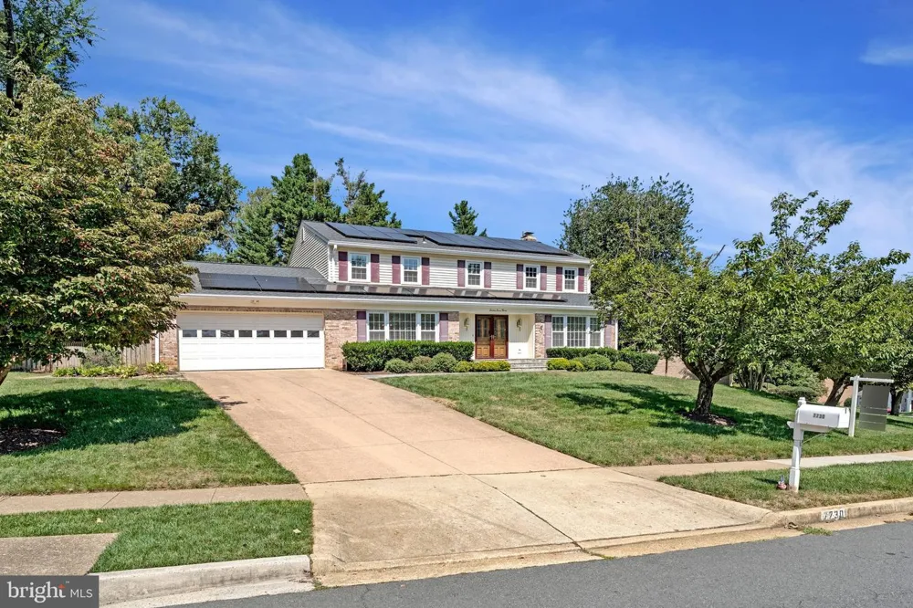 7730 FALSTAFF ROAD Mclean, VA 22102