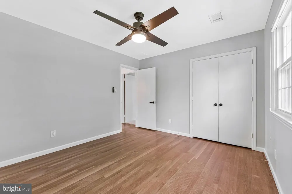 7730 FALSTAFF ROAD Mclean, VA 22102