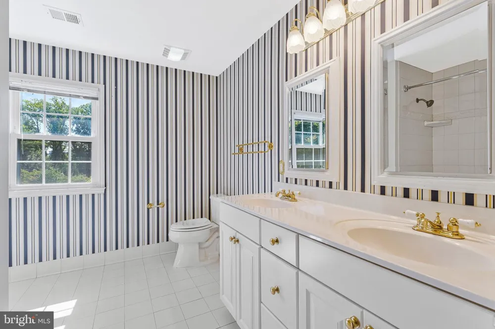 7730 FALSTAFF ROAD Mclean, VA 22102
