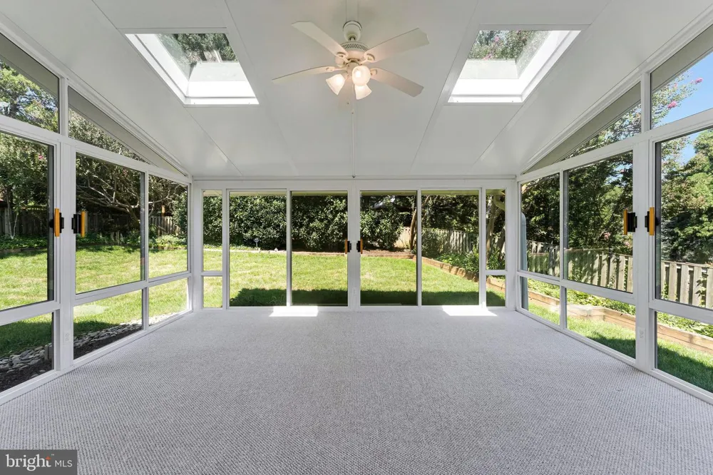 7730 FALSTAFF ROAD Mclean, VA 22102