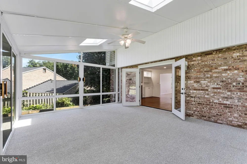 7730 FALSTAFF ROAD Mclean, VA 22102