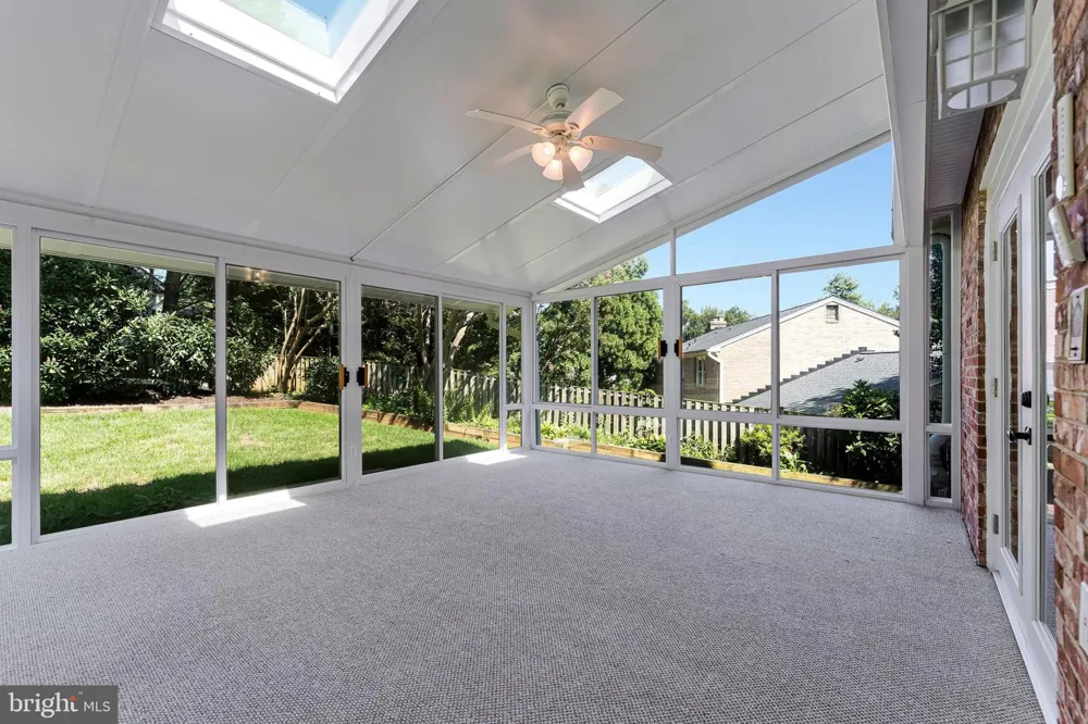 7730 FALSTAFF ROAD Mclean, VA 22102