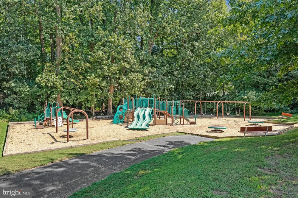 7730 FALSTAFF ROAD Mclean, VA 22102