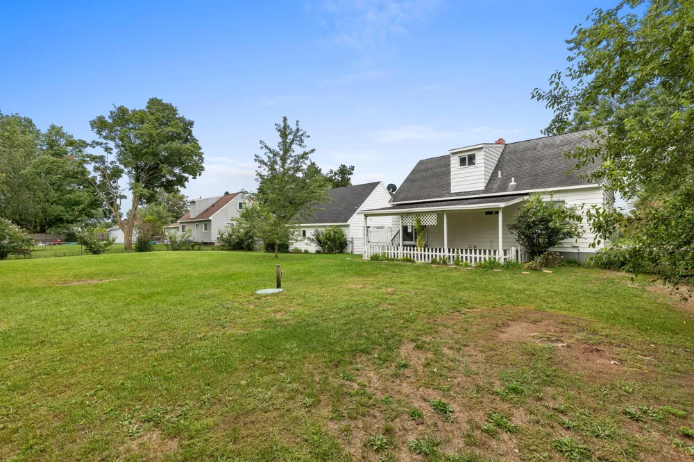 4121 Joan Drive Dorr, MI 49323