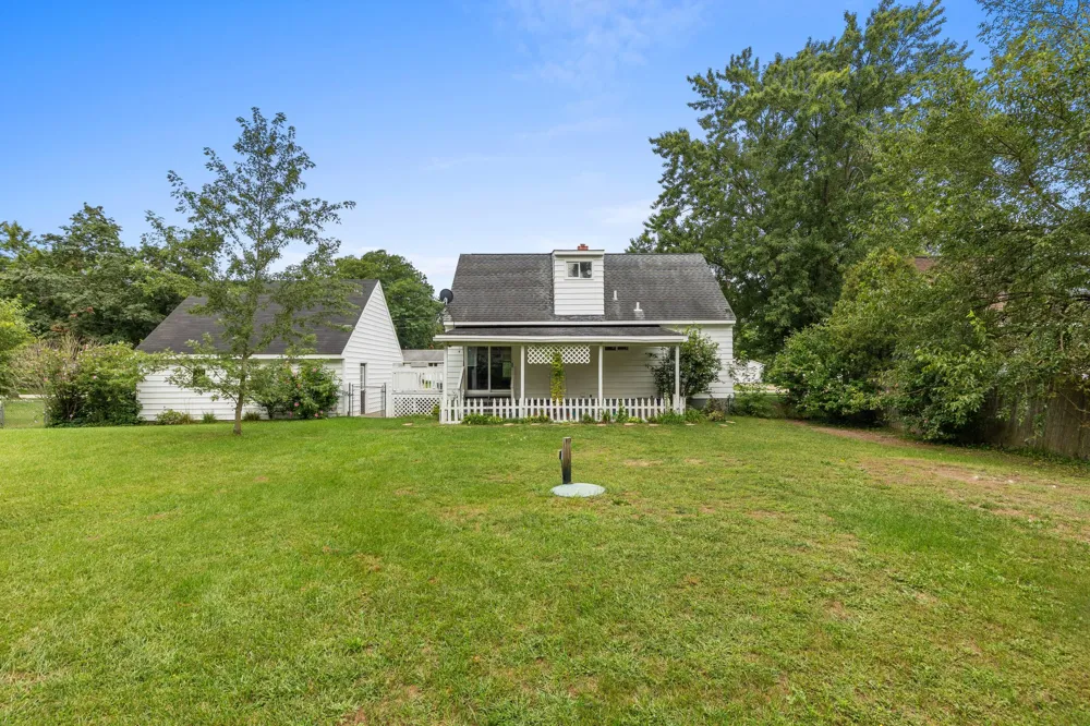 4121 Joan Drive Dorr, MI 49323