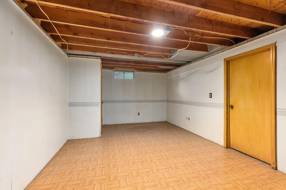 4121 Joan Drive Dorr, MI 49323