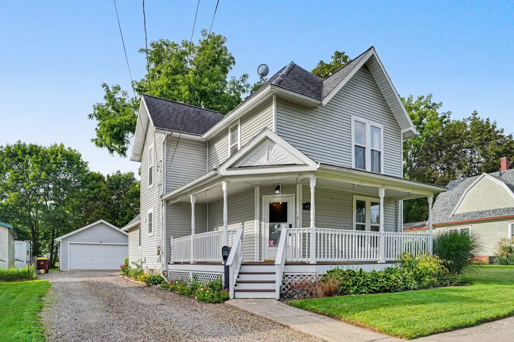 617 W Green Street Marshall, MI 49068