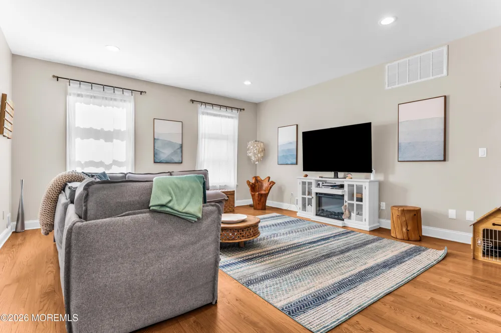 48 Cowart Avenue Manasquan, NJ 08736