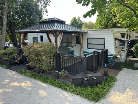 142 Cardinal Drive