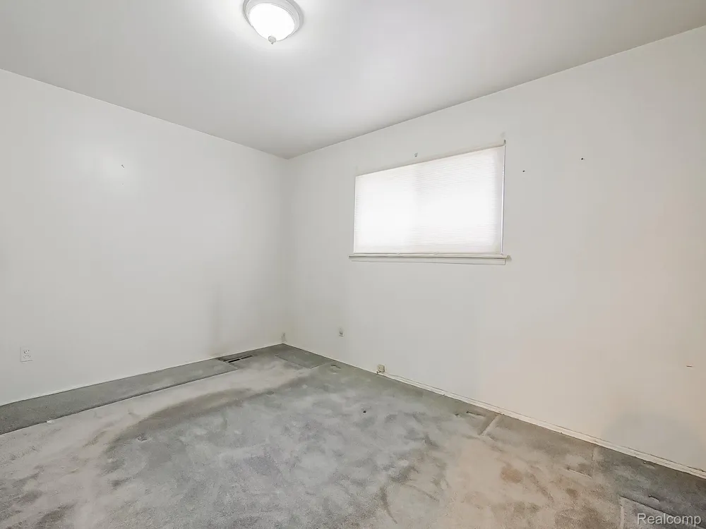 3251 Tyler Avenue Berkley City, MI 48072