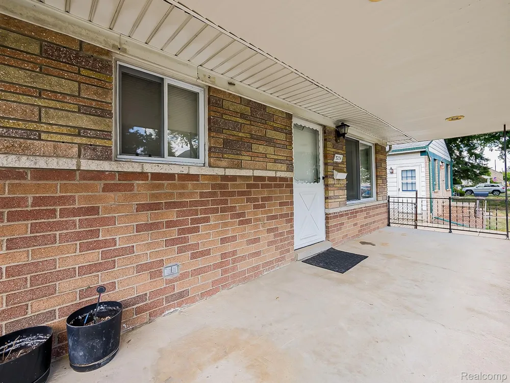 3251 Tyler Avenue Berkley City, MI 48072